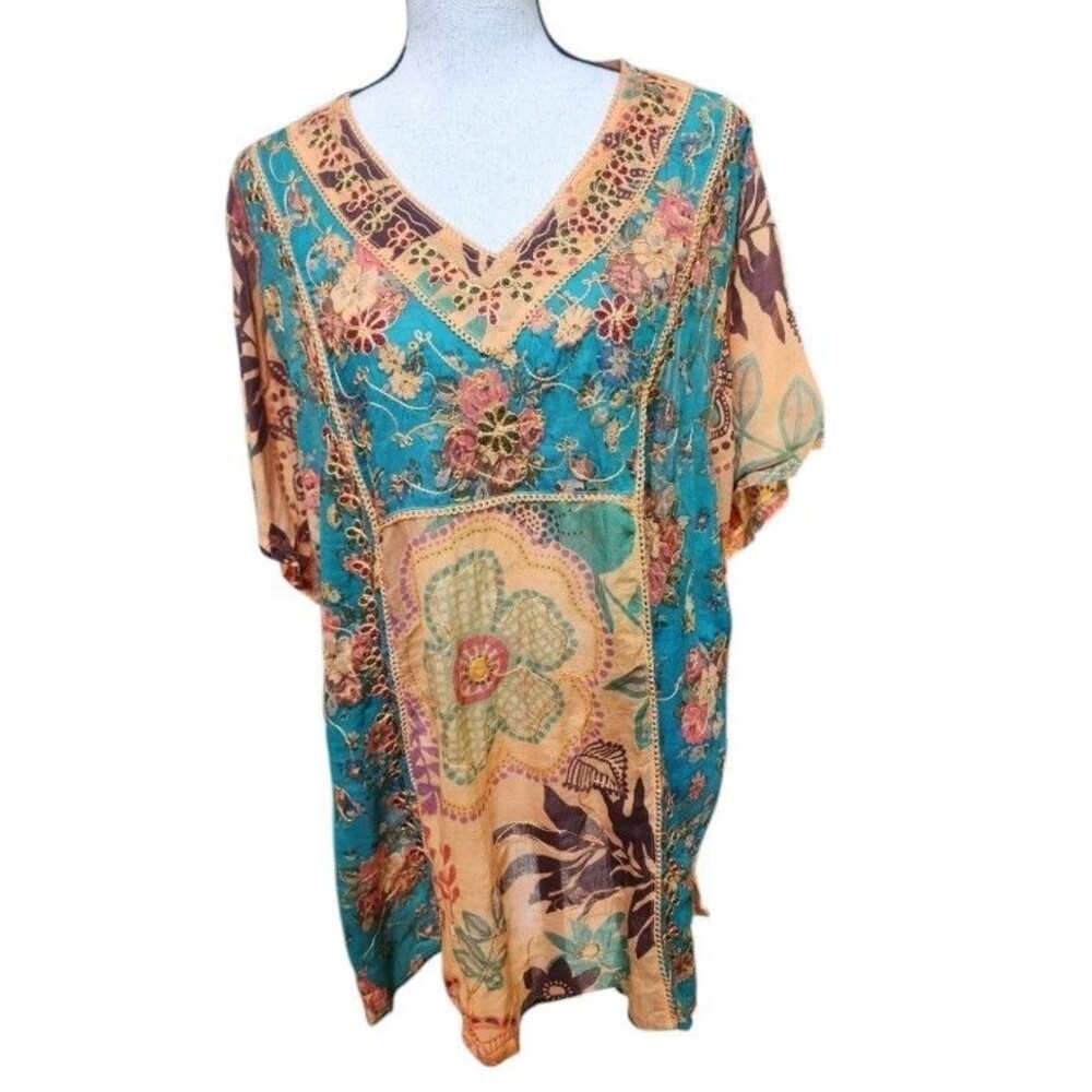 Artisanal India Embroidered Boho Top One Size Cotton Short Sleeve